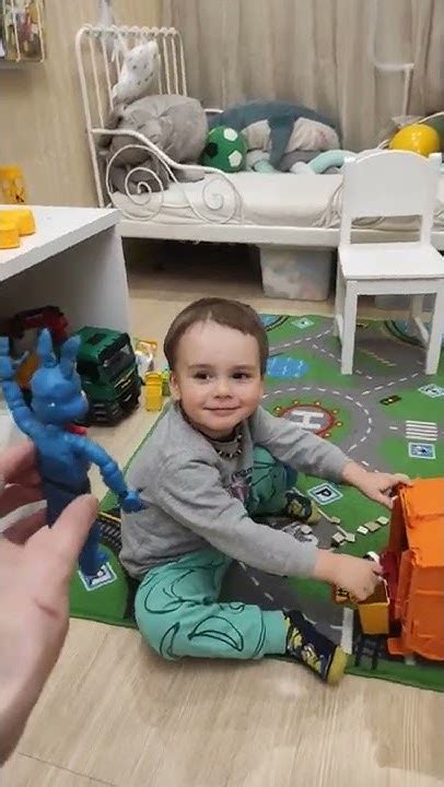 Слепил Той -Бонни (аниматроник из Fnaf) из пластилина и показал сыну 😫 ...