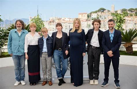 Cannes Virginie Efira Et India Hair Les Deux Actrices