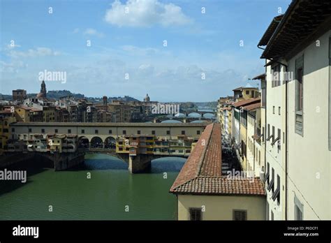 Ponte Vecchio Bridge Stock Photo Alamy