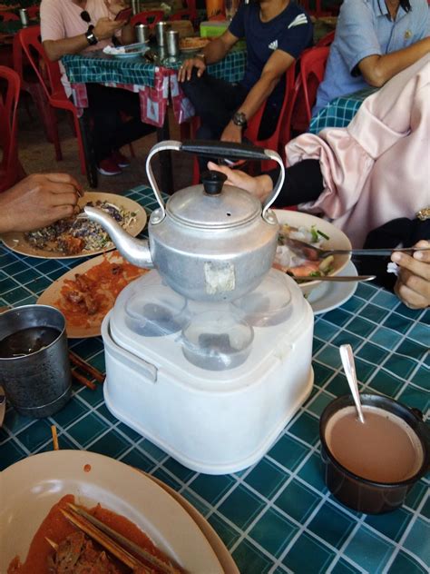 Nasi Kerabu Janggut Restaurant Thailand Cmmrcv8 Restaurant Reviews