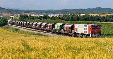 Puerto De Barcelona Sube Los Graneles Al Tren Transporte XXI