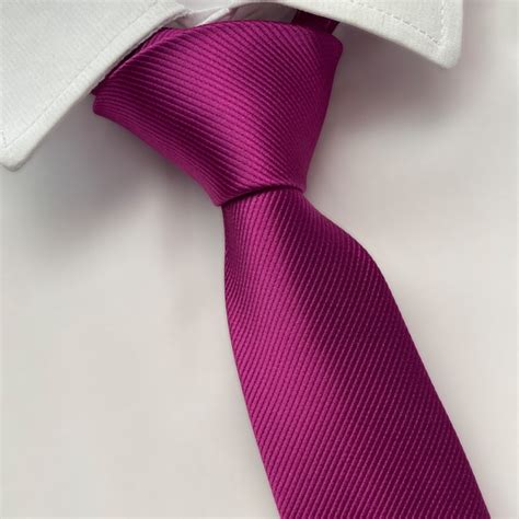 Gravata Semi Slim Rosa Fuscia Escorrega o Preço