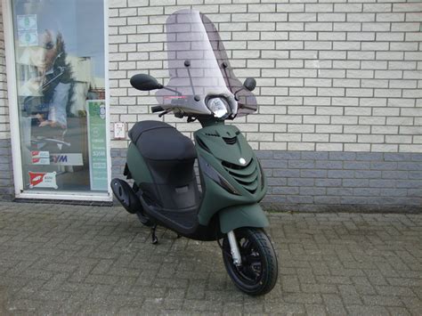 Nieuwe Piaggio Zip Sp Special Takt Snor Of Brom Mat Groen Nieuw