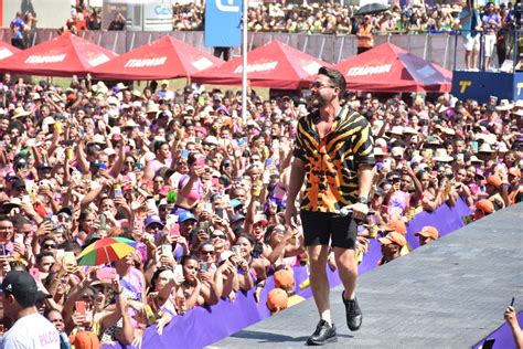 No Palco Jojo Todynho Dan A Muito Ivete Sangalo E Brunna Gon Alves