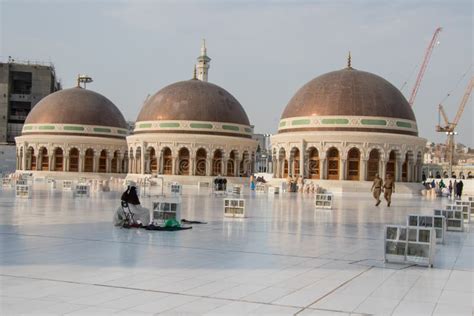 El Santo Kaaba Es El Centro Del Islam Dentro De Masjid Al Haram En La