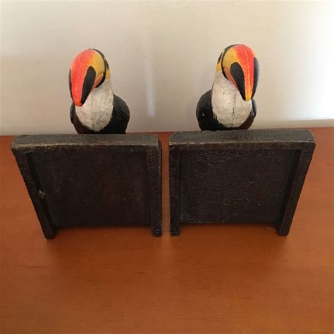 Pair Of Cast Iron Toucan Bird Bookends Hand Painted Retro Book Ends