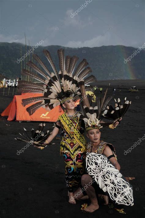 Bromo Indonesia Junio De 2022 Burung Enggang Dance Es Un Baile