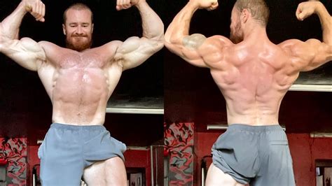 Onlyfans BeefBeast NSFW Musclebear Gym Bull Hairy Flex Bears Hot Sweat Sexy Workout Pose