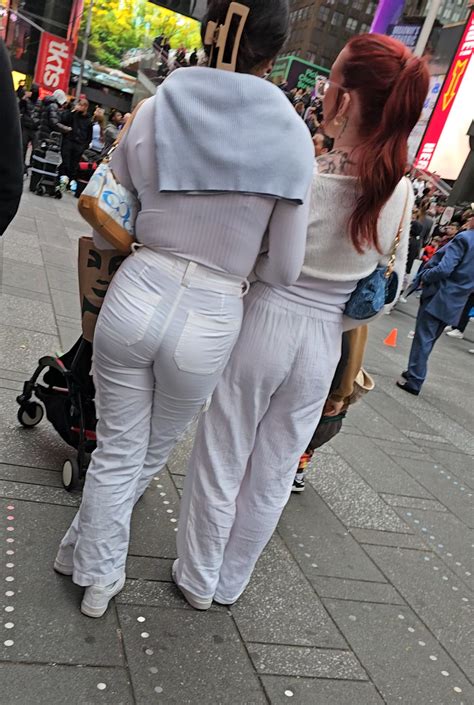 Friends Times Square Ass Spandex Leggings Yoga Pants Forum