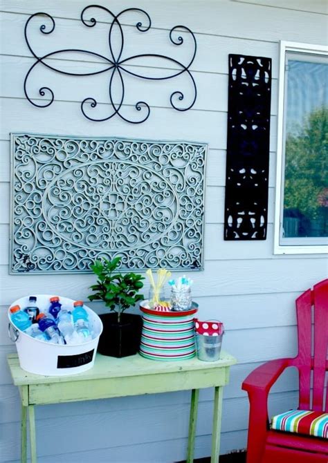 Outdoor Wall Art {DIY} | Today's Creative Life