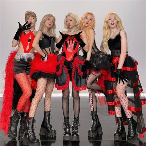 Nxde Gidle ♡⁠ Kpop Outfits Kpop Girls Stage Outfits