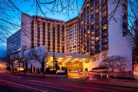 4-star Hotel with River Views | Portland Marriott Downtown Waterfront