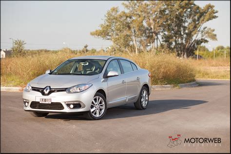 Prueba Doble Renault Fluence 2 0 Privilege Manual Y CVT Motorweb