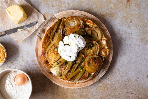 Tarte tatin fenouil braisé parmesan burrata Les nouilles à la compote