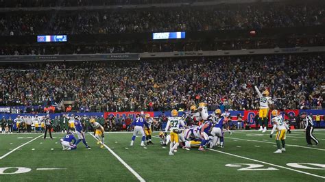 Behind The Scenes Of How Tommy Devito Won Over Giants Teammates — From