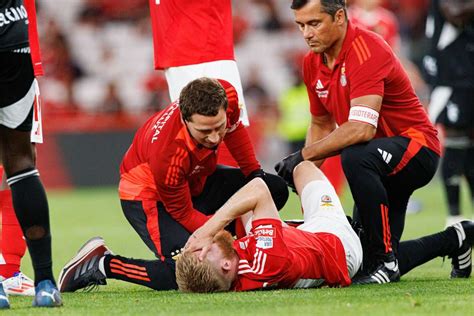 Soam Os Alarmes No Benfica Quatro Jogadores Lesionados Diante Do Casa