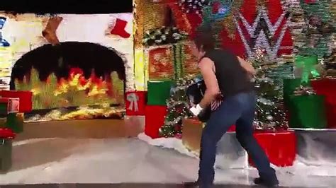 Dean Ambrose Vs Bray Wyatt Miracle On 34th Street Fight Raw Video