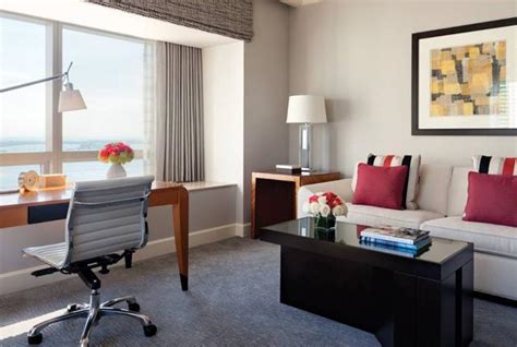 Executive Bay View Suite Magellan Luxury Hotels