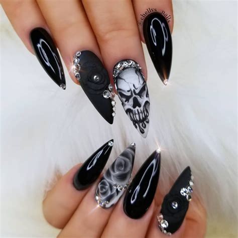 Skull Nail Designs Skull Nail Art Sugar Skull Nails Scary Nails