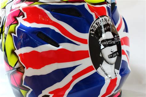 Customised Motorcycle Helmet Painting For Dzign Uk Dzign Uk