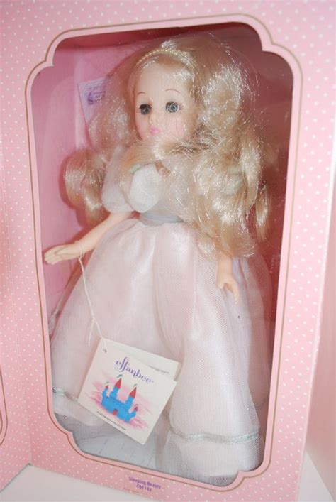 Effanbee Storybook Collection Sleeping Beauty Doll 1988 Etsy Sleeping Beauty Doll Storybook