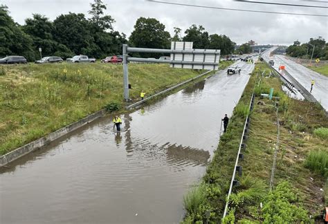 Heavy rain causes flooding in parts of Southern New England