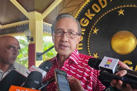 Tutup Episod Tebuk Atap Lupakan Perbezaan Remeh Temeh Politik