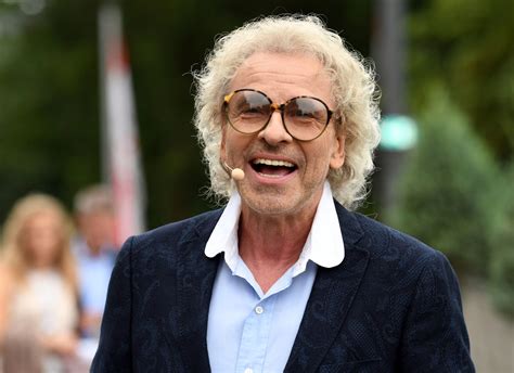 Thomas Gottschalk Moderiert Zdf Show Mit Musik Der Hitparade Tv