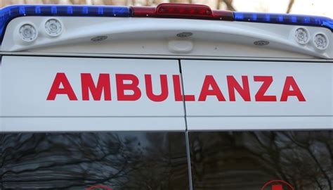 Incidente Tra Auto A Castiglione Delle Stiviere Vicino Mantova Con 4