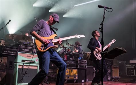 Umphrey S Mcgee Share New Live Album Back At The Nac