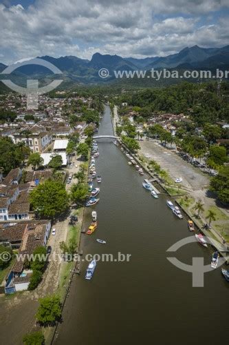 Tyba Online Assunto Foto Feita Com Drone De Canal Ao Lado Do Centro