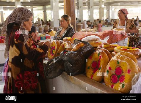 Central Bazaar Samarkand Uzbekistan Stock Photo Alamy