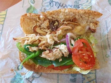 Review Subway Rotisserie Style Chicken Sub