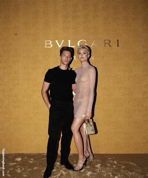 Wallis Day Nude OnlyFans Leaks Fappening Page 4 FappeningBook