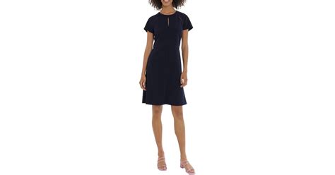 Maggy London Keyhole Cutout Dress In Blue Lyst