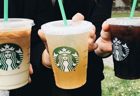 Indulge In Starbucks Latest Duo Cocoa Mocha And French Vanilla Latte