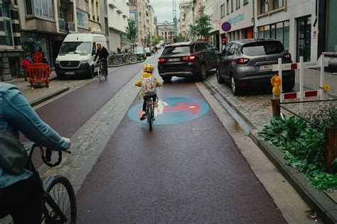 Inhaalverbod Voor Motors En Parkeerborden Voor Bakfietsen Wat