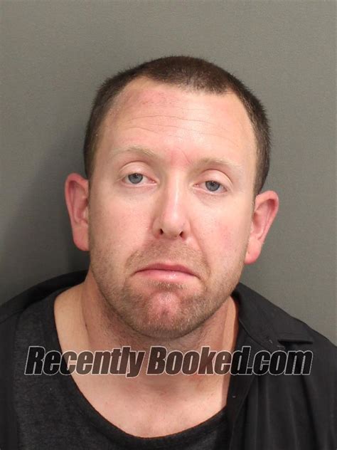 Recent Booking Mugshot For ELLIOT DAVIS PRESTON In Orange County Florida