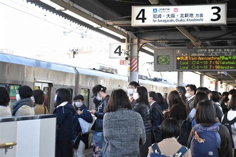 阪急神戸線事故、全区間で運転再開 通勤・通学など約10万人に影響 毎日新聞