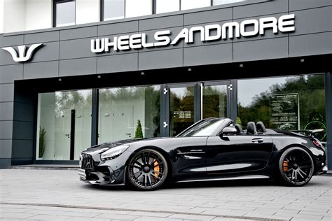 Mercedes AMG GTR Roadster (2020) - picture 2 of 9