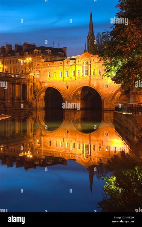 Pulteney Bridge Bath Somerset England Stock Photo Alamy