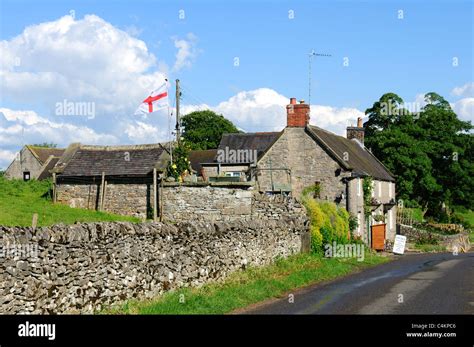 Tissington Village Stone Cottage Derbyshire Dales England Stock Photo - Alamy