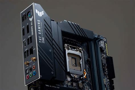 Материнские платы на чипсете Intel Z590 будут заметно дороже ...