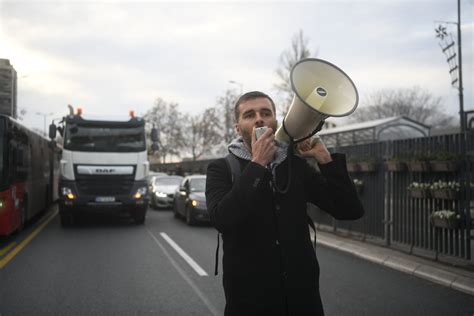 Savo Manojlović Dečko od koga se očekuje