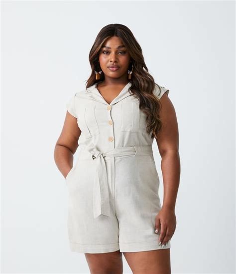 Macac O Curto Em Linho Cinto Faixa Curve Plus Size Off White