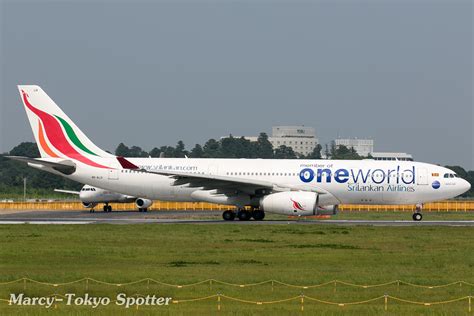 SriLankan Airlines A330 243 4R ALH NRT One World Lib Marcy