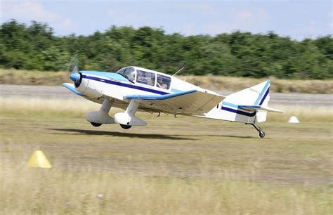 Jodel D 140 Mousquetaire F BHLT