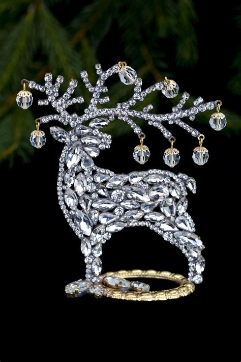 Clear Reindeer For 150 Facing Right Luxury Czech Jewelry