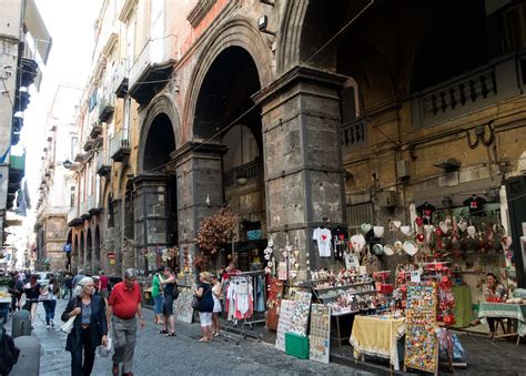 Palazzo D Angi In Via Dei Tribunali Un Palazzo Antico Di Napoli