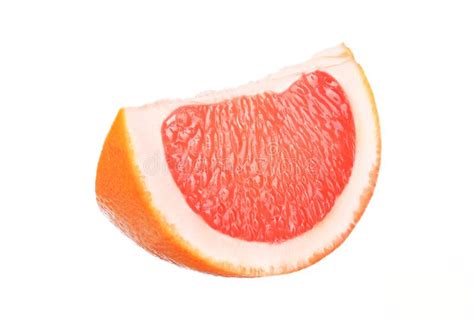 Un Jugoso Trozo De Pomelo Fresco Sobre Un Fondo Blanco Aislado Foto De